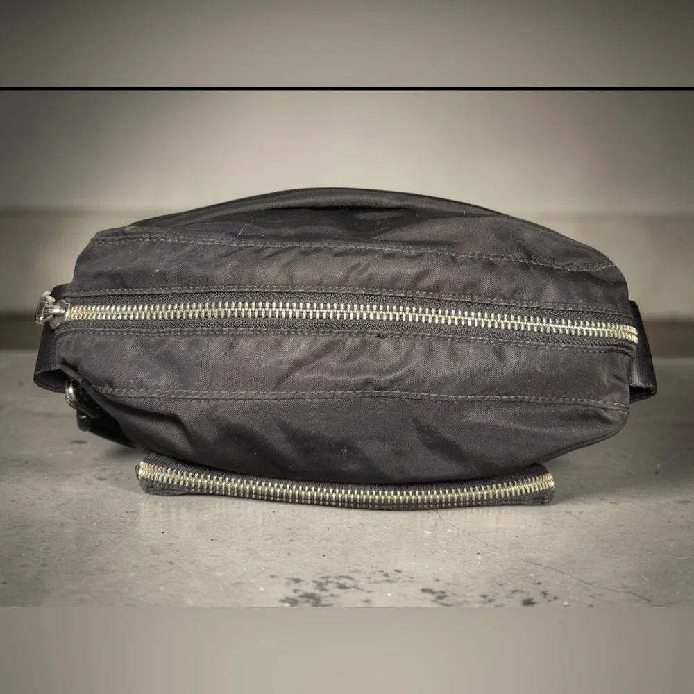 TUMI Black Ballistic Nylon Crossbody Messenger Travel Bag Adjustable Strap - Picture 10 of 14